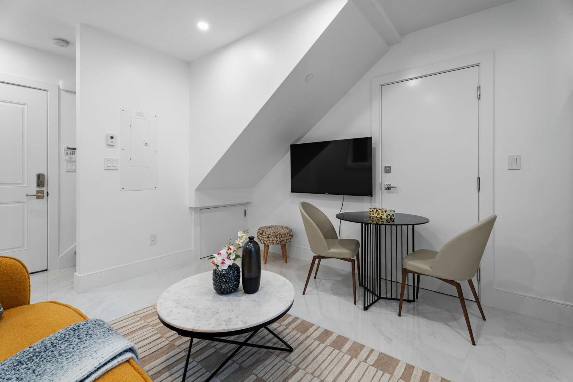 Brand New 2 Bedroom Point Grey Getaway Vancouver Esterno foto