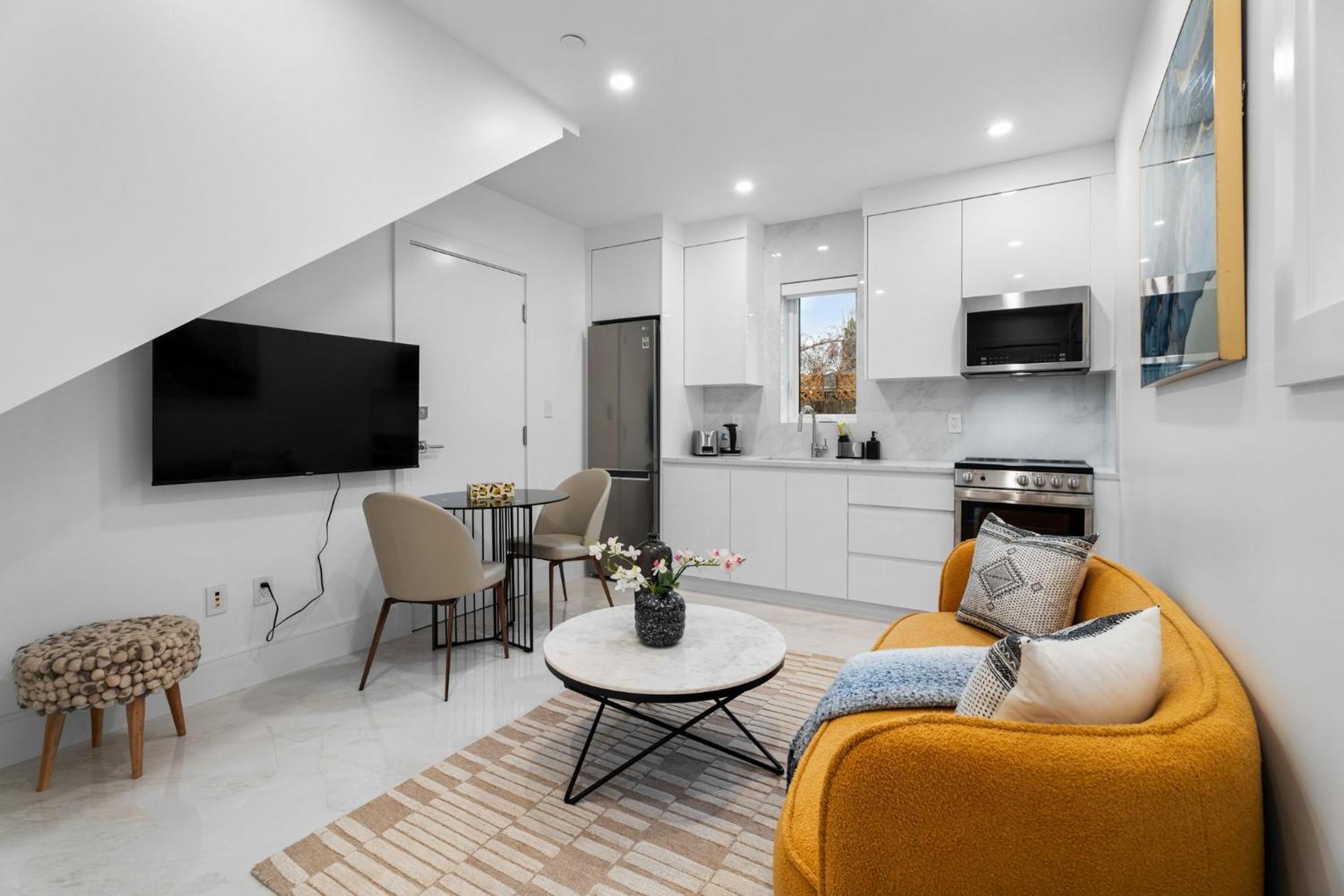 Brand New 2 Bedroom Point Grey Getaway Vancouver Esterno foto
